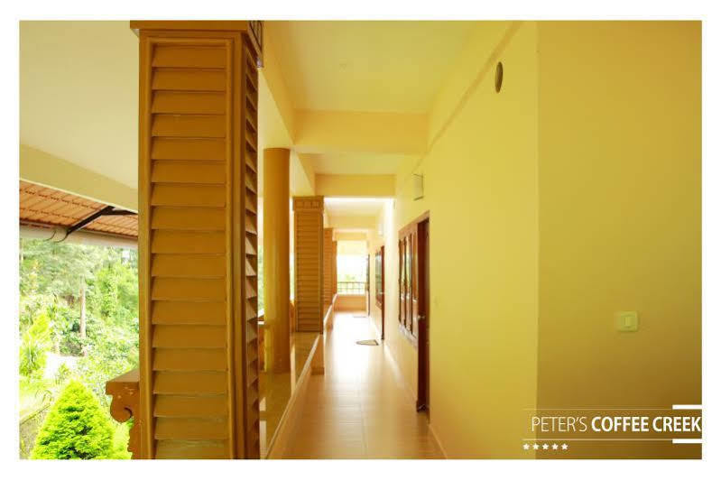 Peter'S Coffee Creek Nature Resort Meppadi Екстер'єр фото